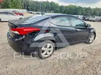 2013 Hyundai Elantra фото