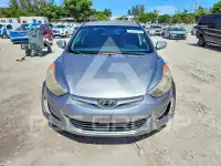 2013 Hyundai Elantra фото