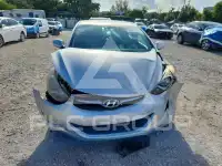 2013 Hyundai Elantra photo