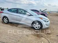 2013 Hyundai Elantra фото