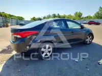 2013 Hyundai Elantra photo