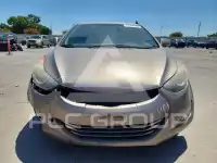 2013 Hyundai Elantra photo