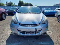 2013 Hyundai Elantra photo