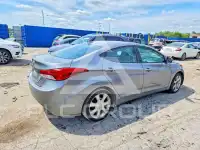 2013 Hyundai Elantra photo