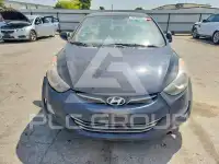 2013 Hyundai Elantra photo