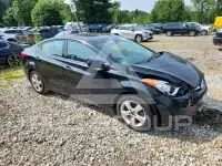 2013 Hyundai Elantra photo