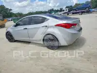 2013 Hyundai Elantra photo