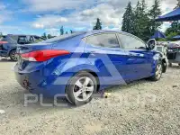 2013 Hyundai Elantra photo