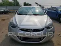 2013 Hyundai Elantra photo