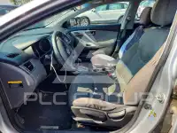 2013 Hyundai Elantra photo
