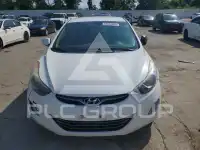 2013 Hyundai Elantra photo