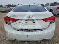 2013 Hyundai Elantra photo