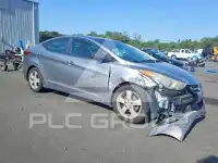 2013 Hyundai Elantra photo