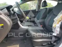 2013 Hyundai Elantra photo