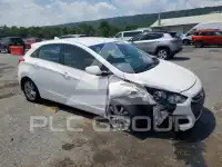 2013 Hyundai Elantra photo