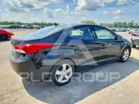 2013 Hyundai Elantra photo