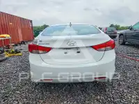 2013 Hyundai Elantra фото