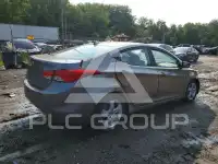 2013 Hyundai Elantra photo