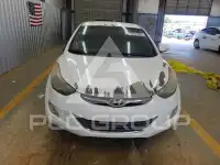 2013 Hyundai Elantra фото