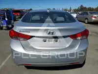 2013 Hyundai Elantra фото