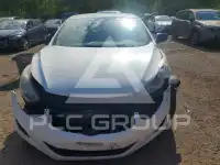 2013 Hyundai Elantra фото