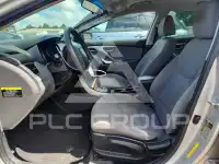 2013 Hyundai Elantra photo