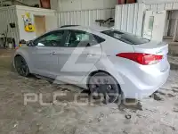 2013 Hyundai Elantra фото
