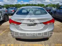2013 Hyundai Elantra photo