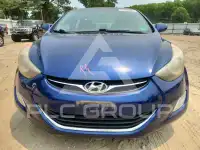 2013 Hyundai Elantra photo