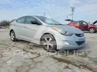 2013 Hyundai Elantra photo