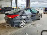 2013 Hyundai Elantra photo