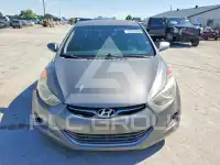 2013 Hyundai Elantra photo