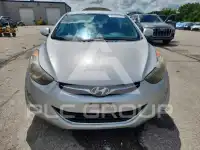 2013 Hyundai Elantra photo