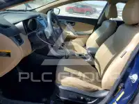 2013 Hyundai Elantra photo