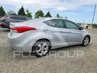 2013 Hyundai Elantra photo