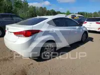 2013 Hyundai Elantra photo