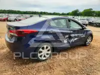 2013 Hyundai Elantra photo