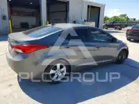 2013 Hyundai Elantra photo