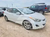 2013 Hyundai Elantra photo