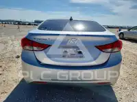 2013 Hyundai Elantra photo