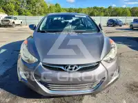 2013 Hyundai Elantra photo