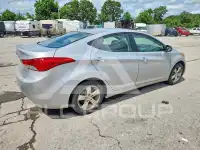 2013 Hyundai Elantra photo