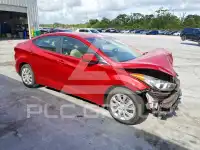 2013 Hyundai Elantra photo