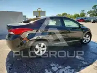 2013 Hyundai Elantra photo