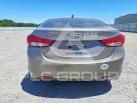 2013 Hyundai Elantra photo
