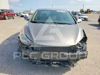 2013 Hyundai Elantra photo