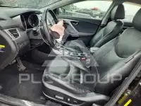 2013 Hyundai Elantra photo