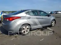 2013 Hyundai Elantra photo