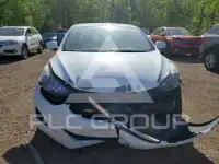2013 Hyundai Elantra photo
