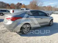 2013 Hyundai Elantra photo